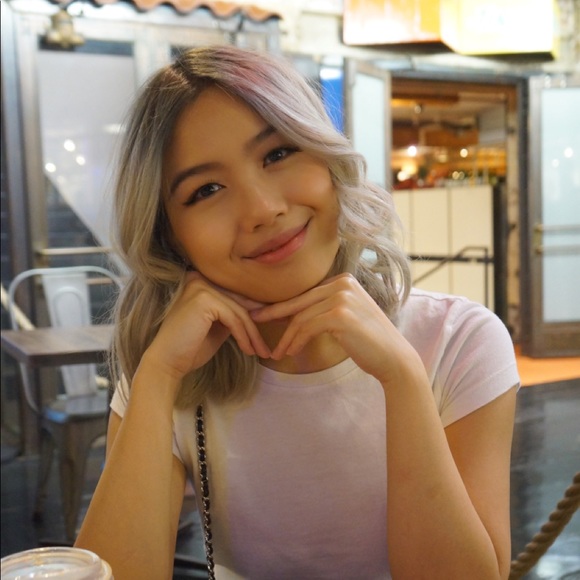 Meet your Posher, Jessica - Picture 1 of 1